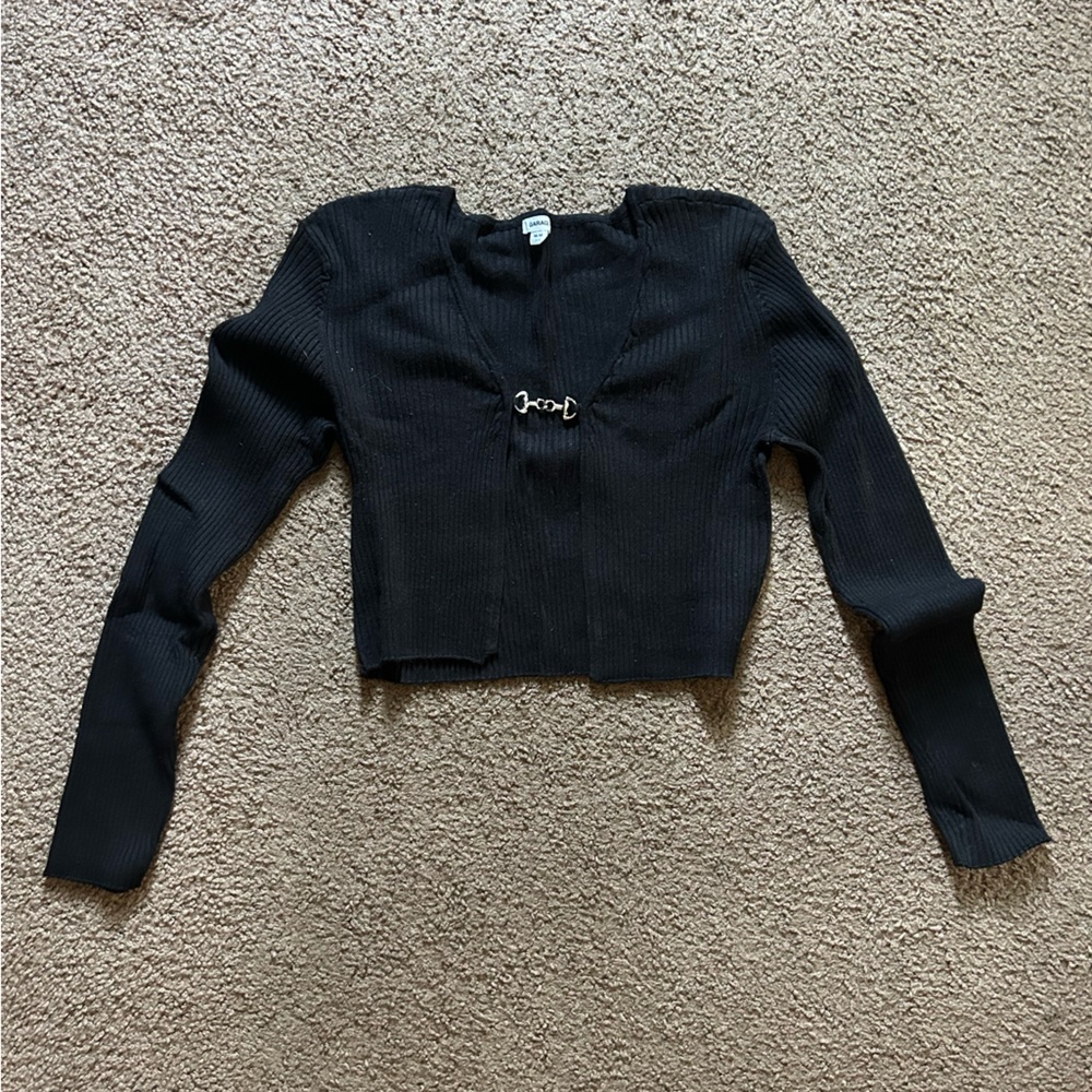GARAGE Black Crop Top w Silver Buckle-Closure front Detail